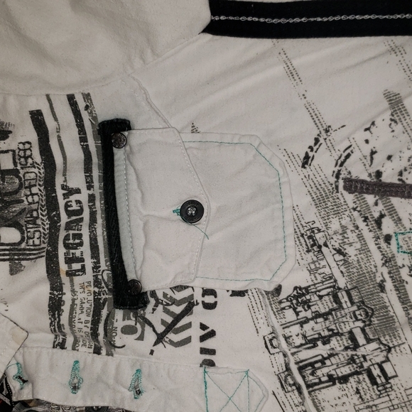 Men's Shirt - Picture 3 of 6